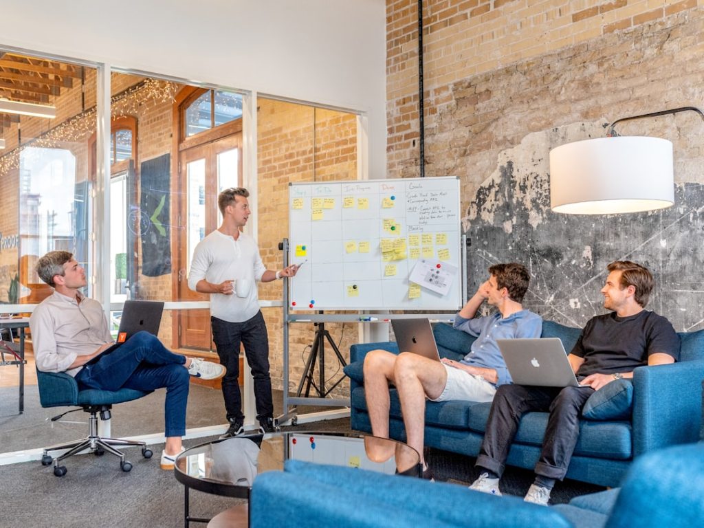 Don't Get Hustled: Picking a Top-Tier Digital Marketing Agency • Digital Marketing Agency • RED27Creative Digital Marketing Agency